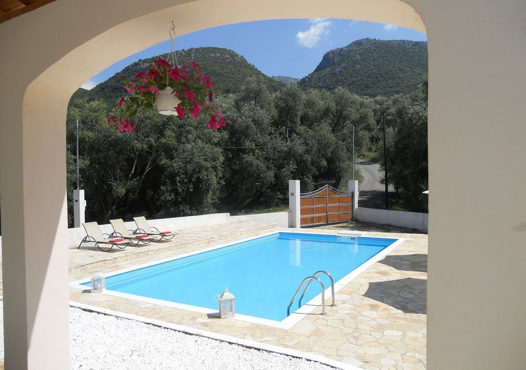 Photo of Outdoor in Petaleia