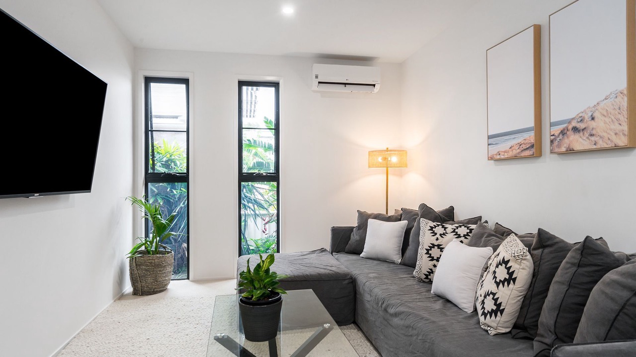 Photo of Livingroom in Suffolk Park