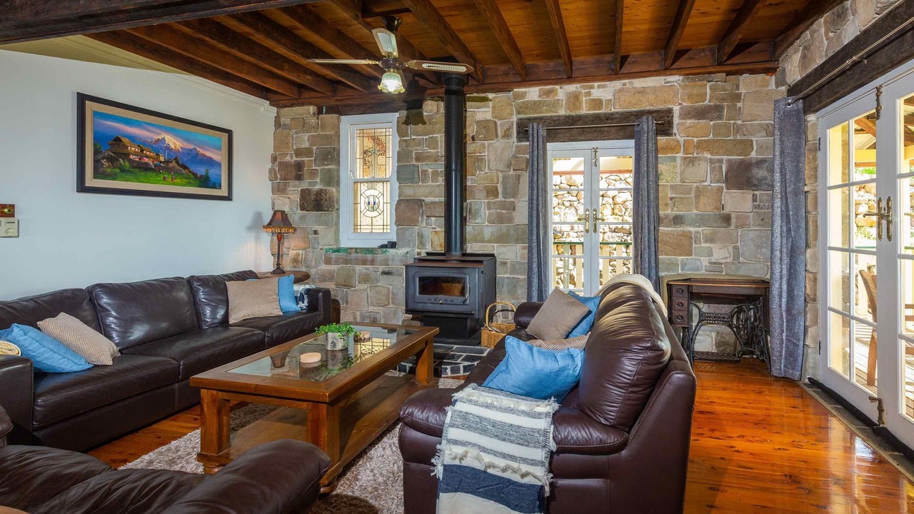 Photo of Livingroom in Mount View