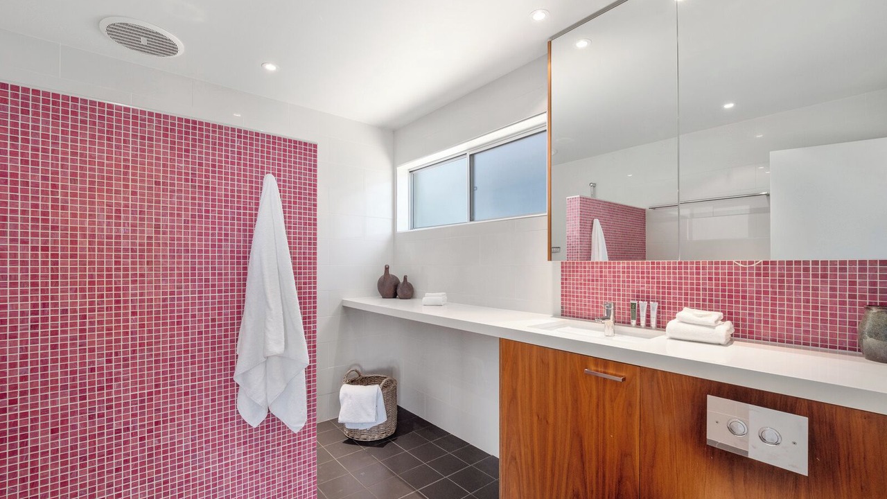 Photo of Bathroom in Emerald Beach