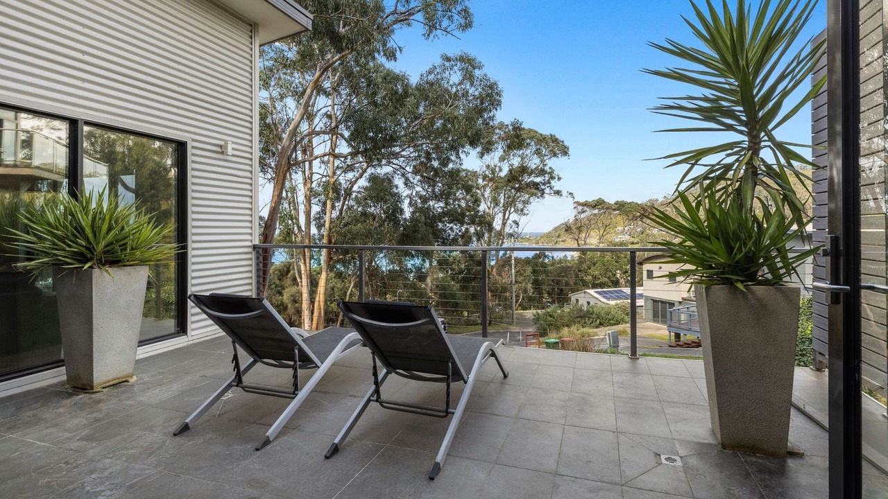 Photo of Patio Balcony in Wye River