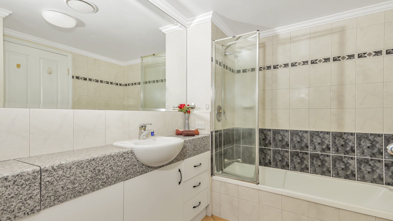 Photo of Bathroom in Yorkeys Knob