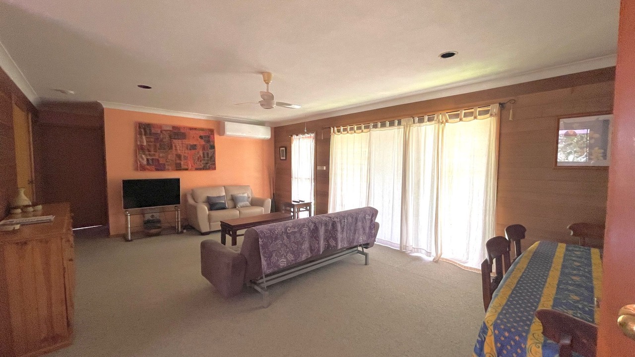 Photo of Livingroom in Erowal Bay