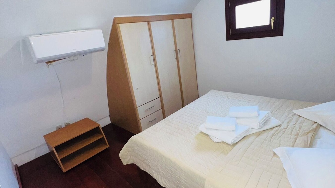 Photo of Bedroom in Perissa