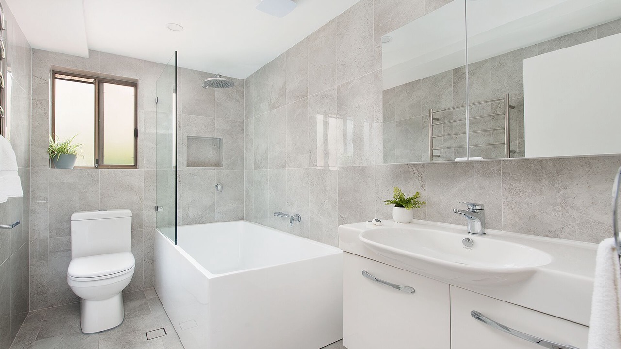 Photo of Bathroom in Salamander Bay