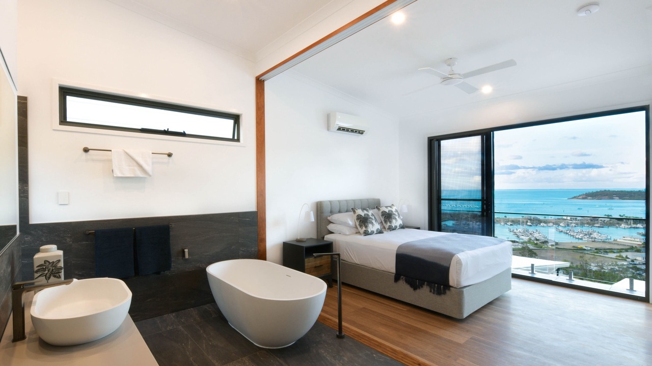 Photo of Bedroom in Airlie Beach