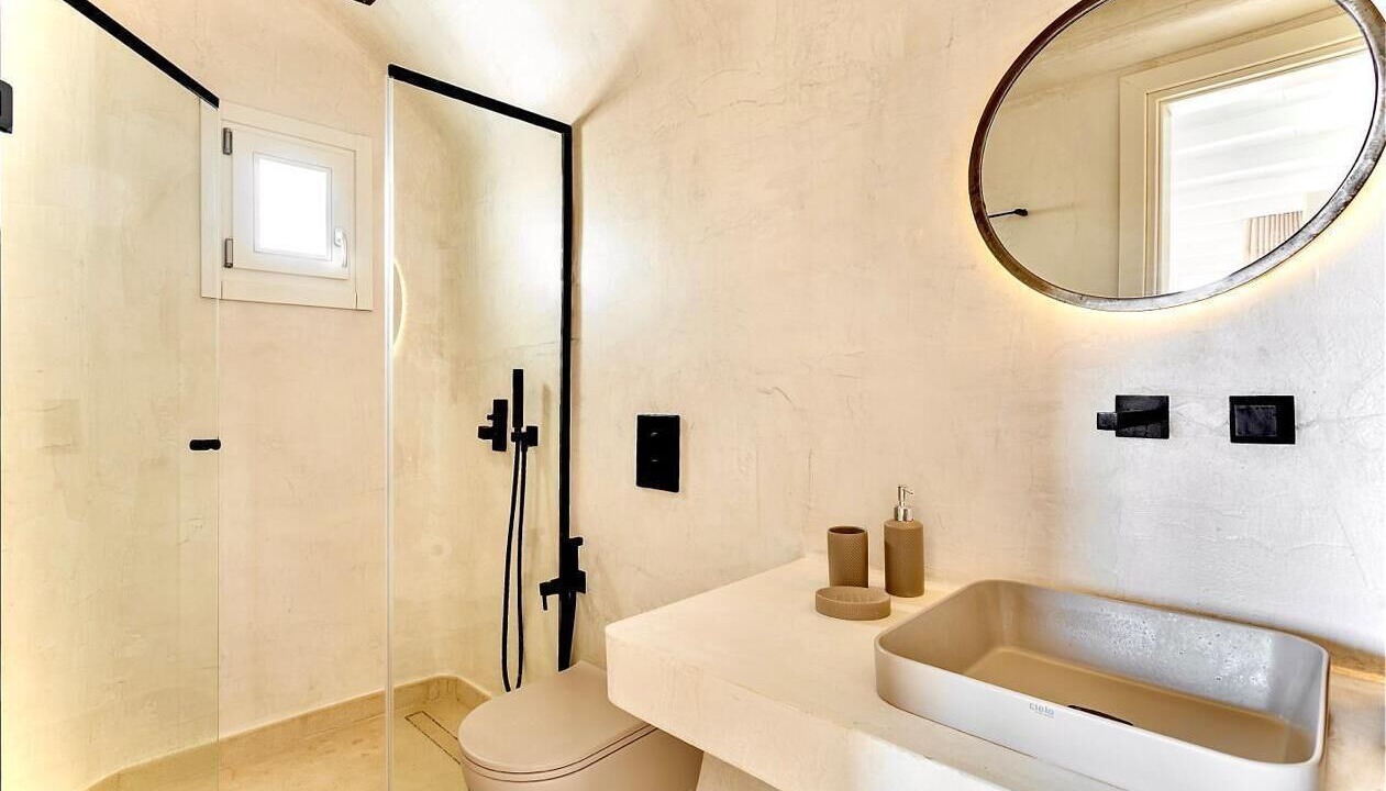Photo of Bathroom in Kanalia