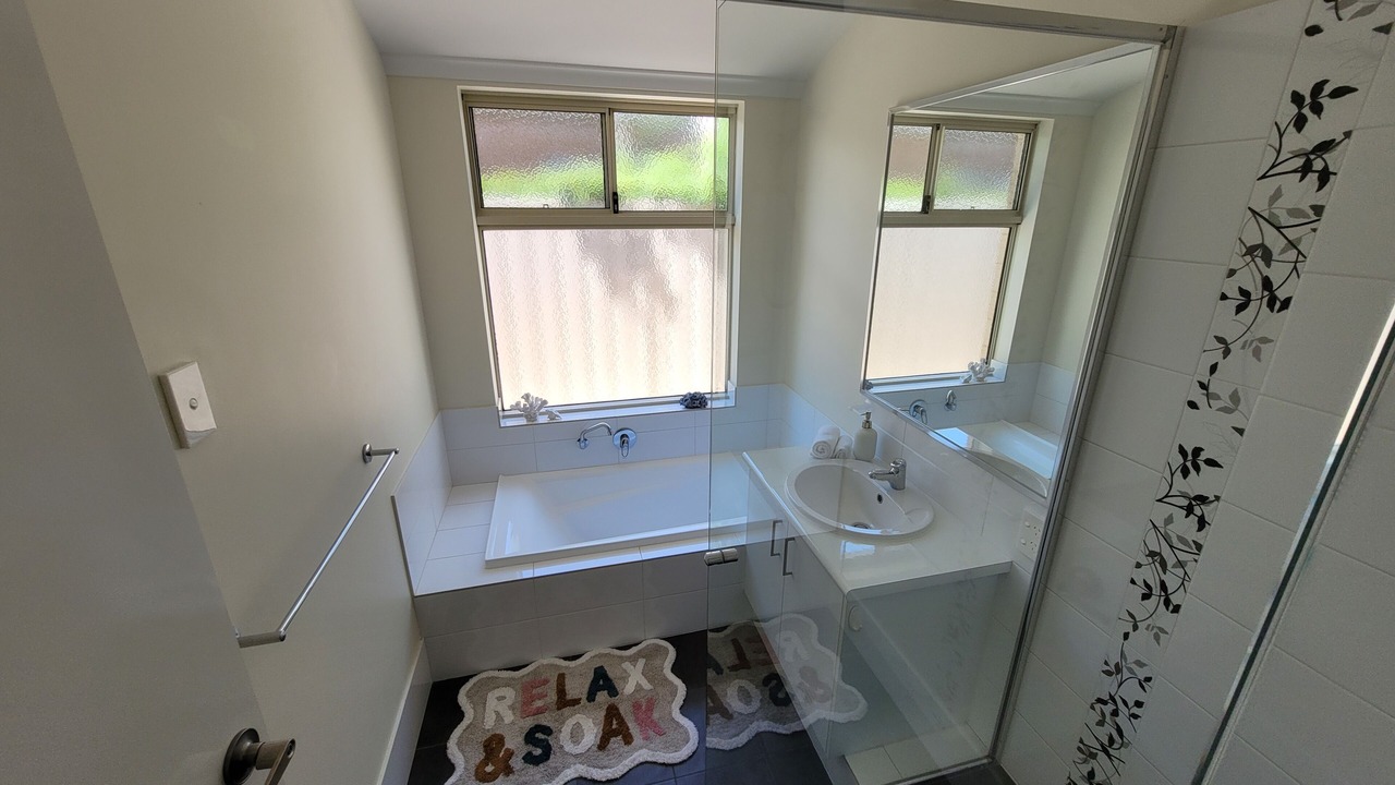 Photo of Bathroom in Quedjinup