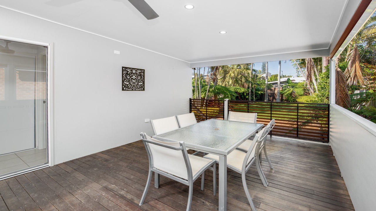 Photo of Outdoor in Moffat Beach