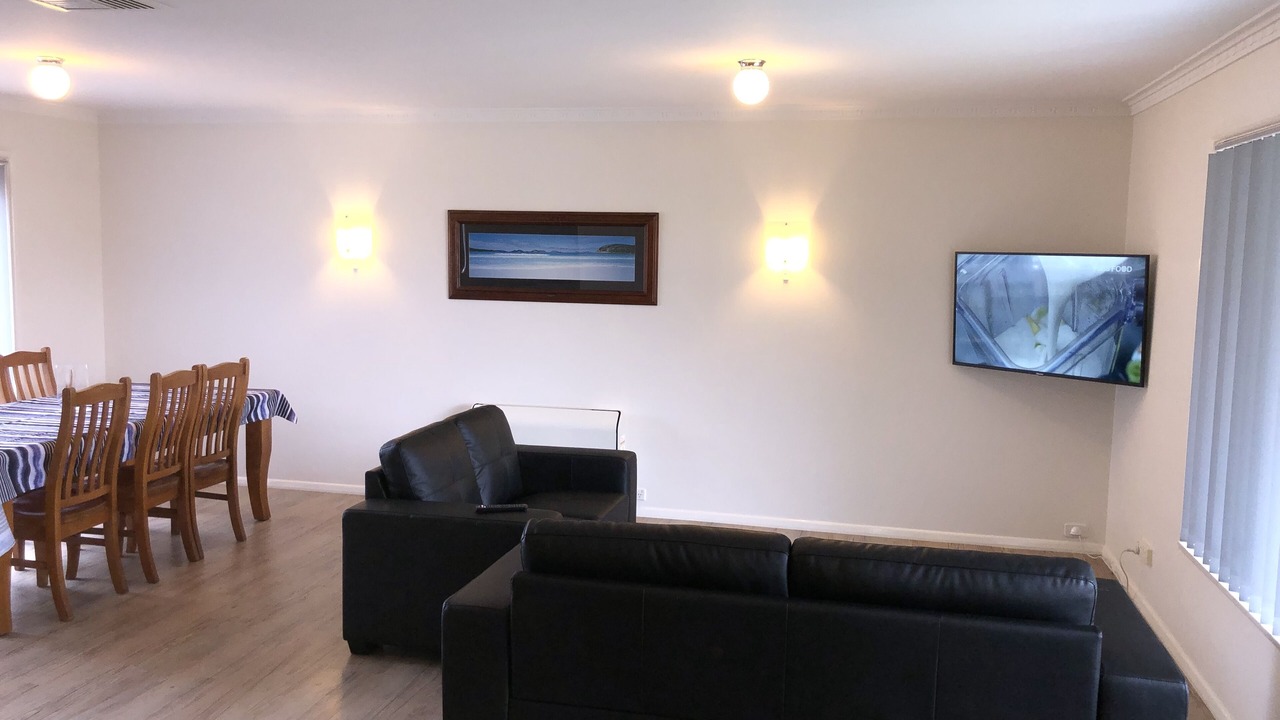 Photo of Livingroom in Gol Gol