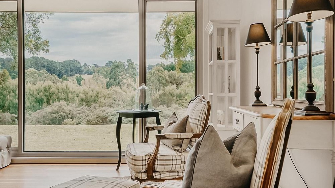 Photo of Livingroom in Red Hill