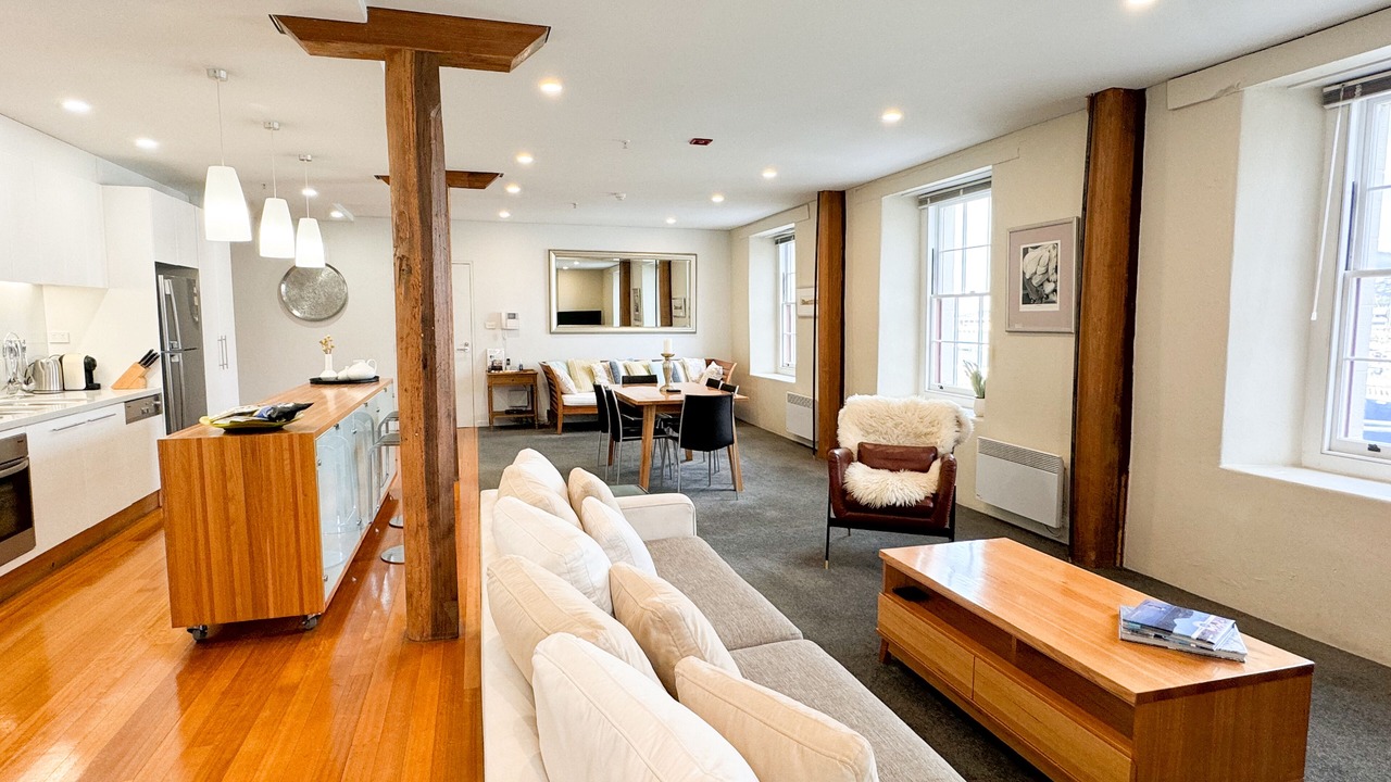 Photo of Livingroom in Sullivan's Cove