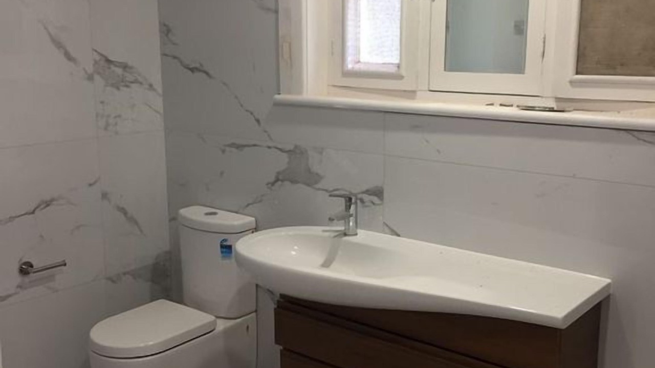 Photo of Bathroom in Hallett