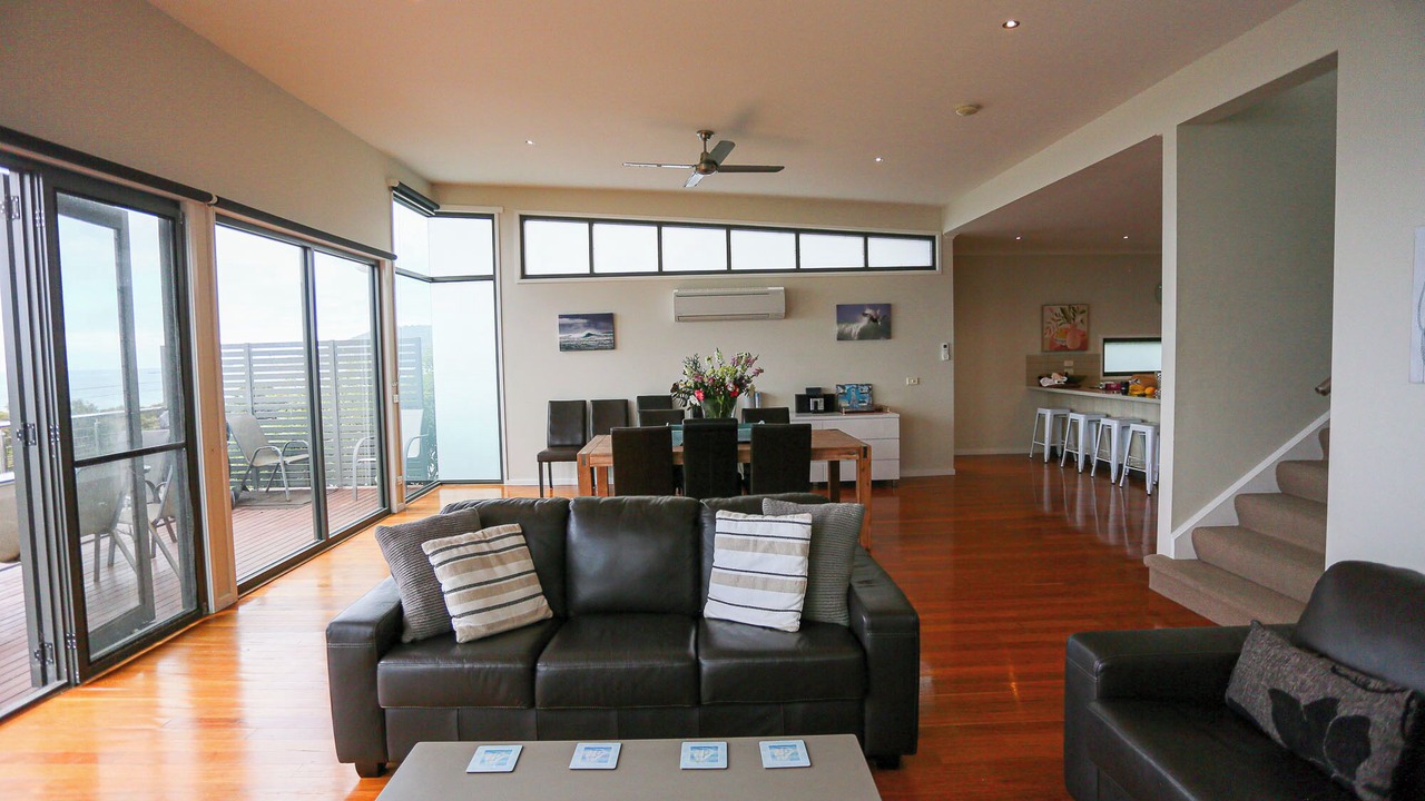 Photo of Others in Lorne
