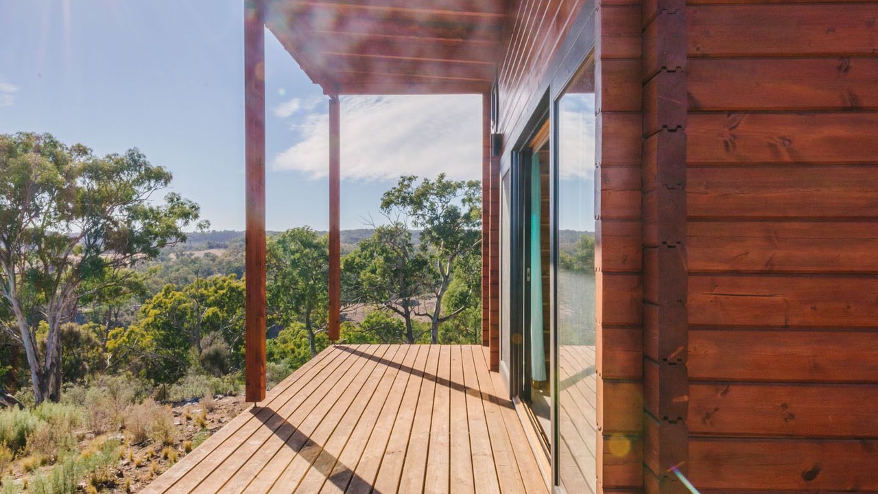 Photo of Patio Balcony in Canyonleigh