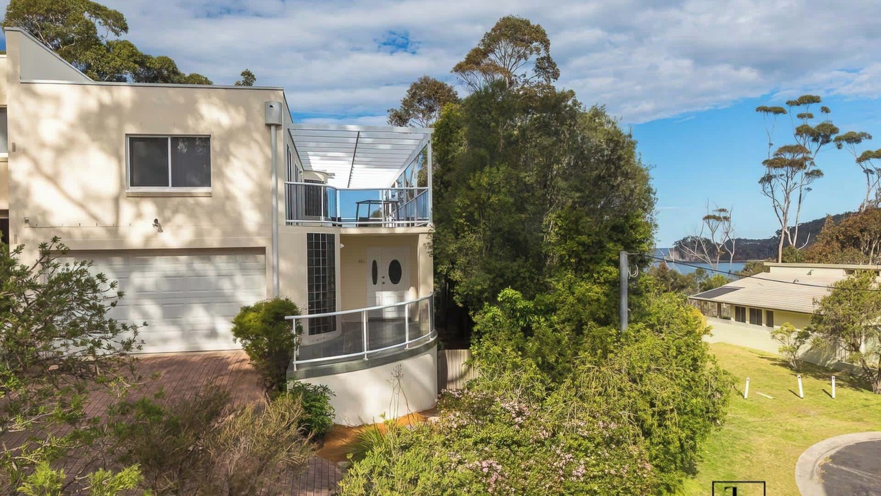 Photo of Outdoor in Denhams Beach