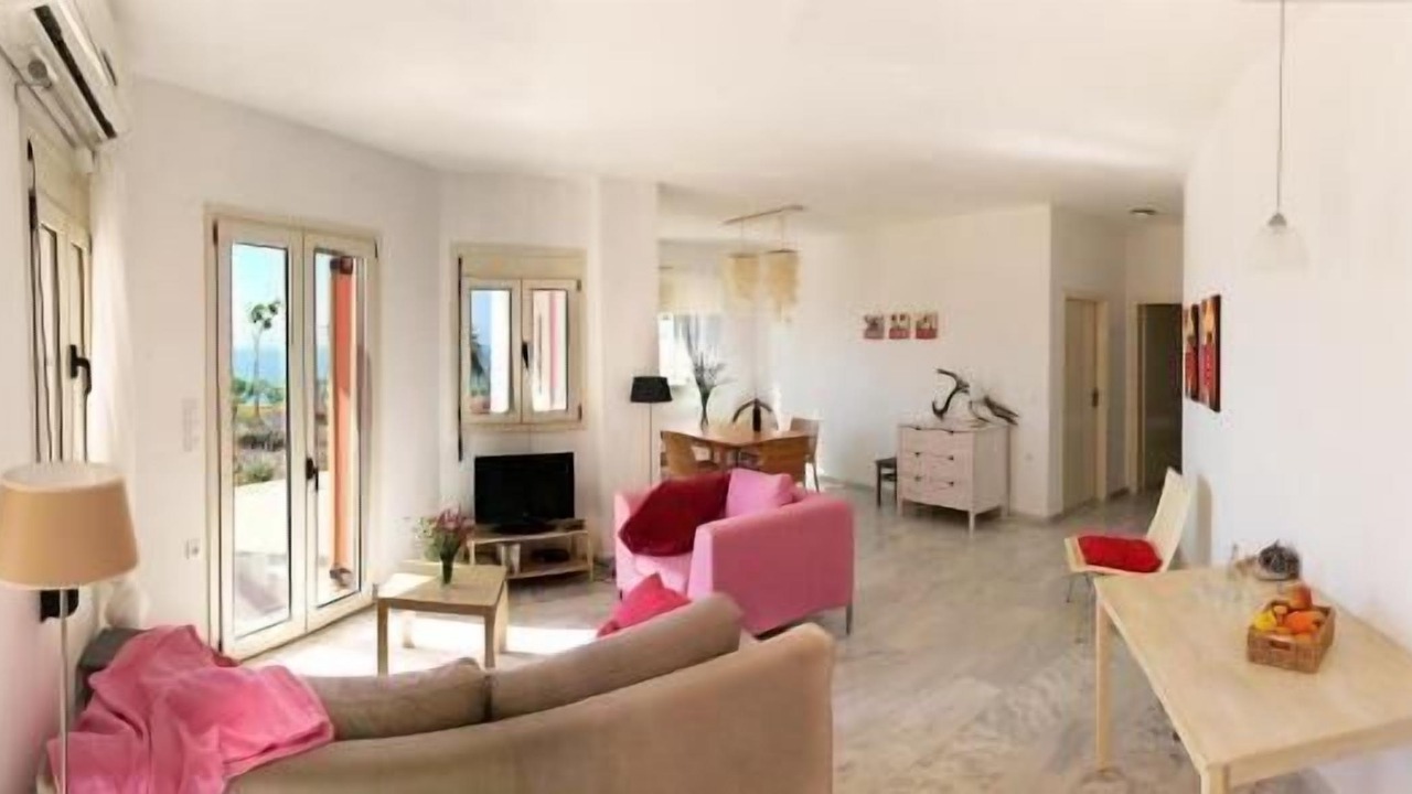 Photo of Livingroom in Mirtos