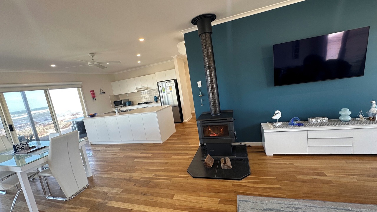 Photo of Livingroom in North Beach