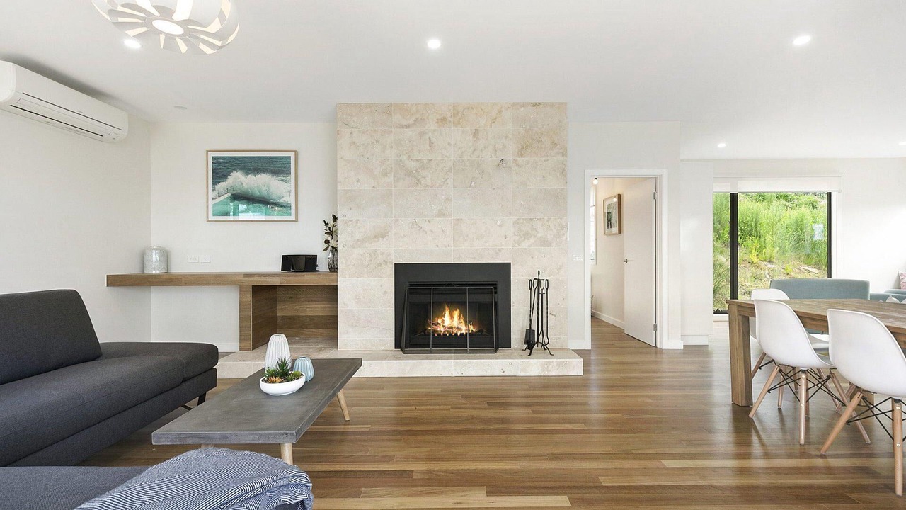 Photo of Livingroom in Wye River
