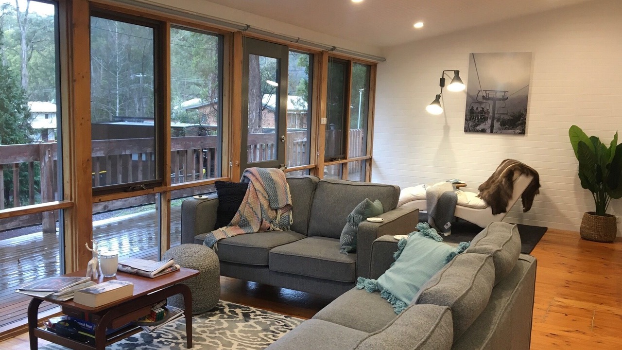 Photo of Livingroom in Sawmill Settlement