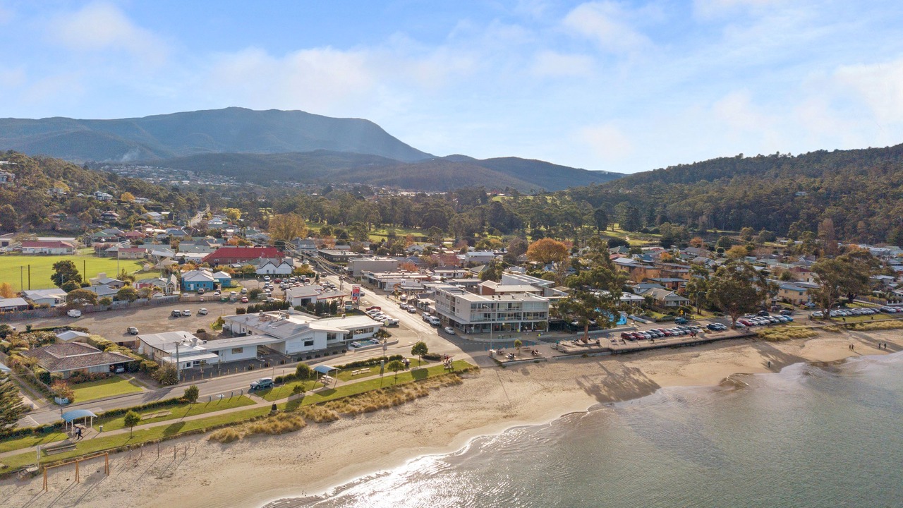 Photo of Others in Kingston Beach
