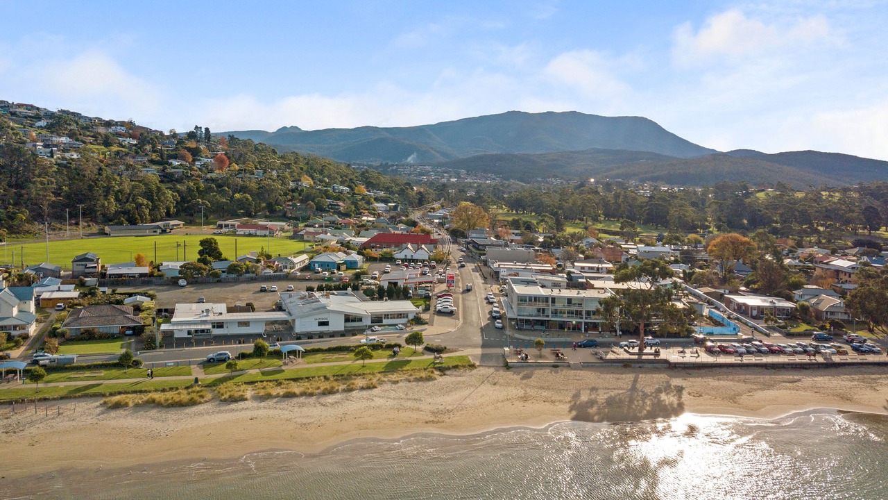 Photo of Others in Kingston Beach