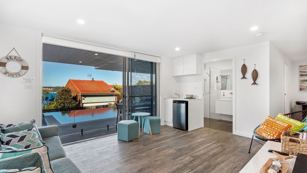 Photo of Livingroom in Salamander Bay