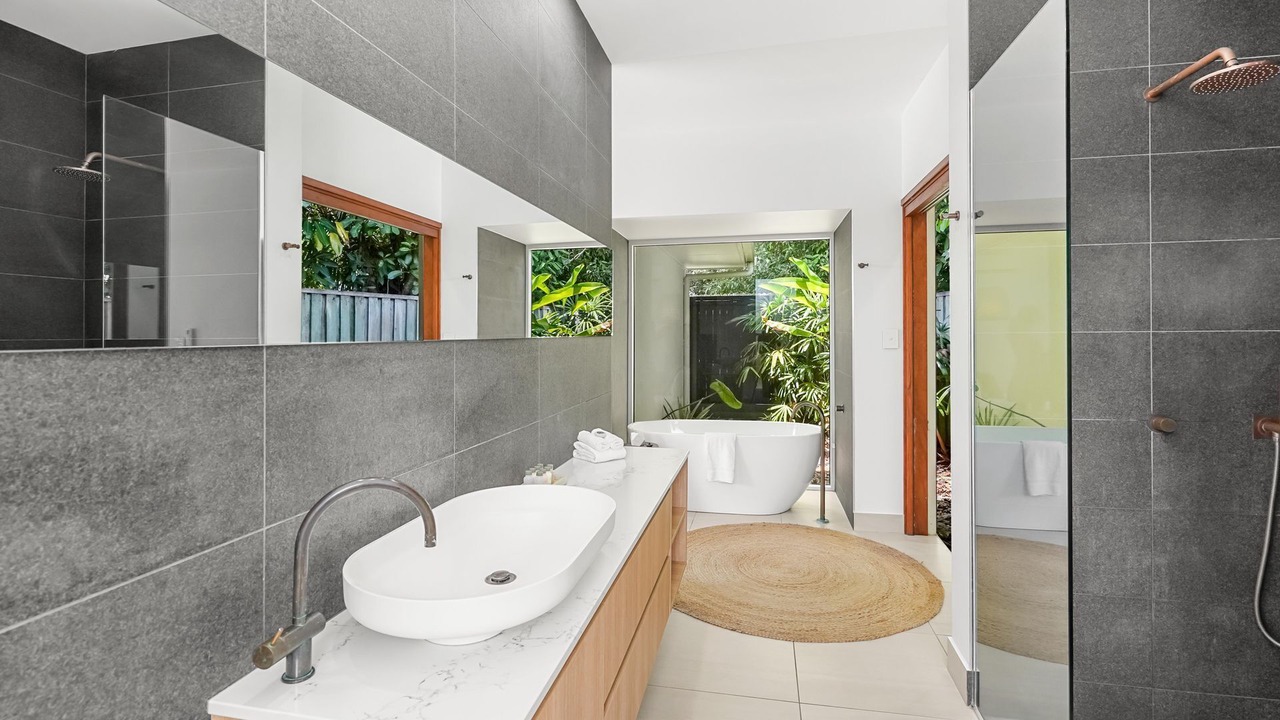 Photo of Bathroom in Palm Cove