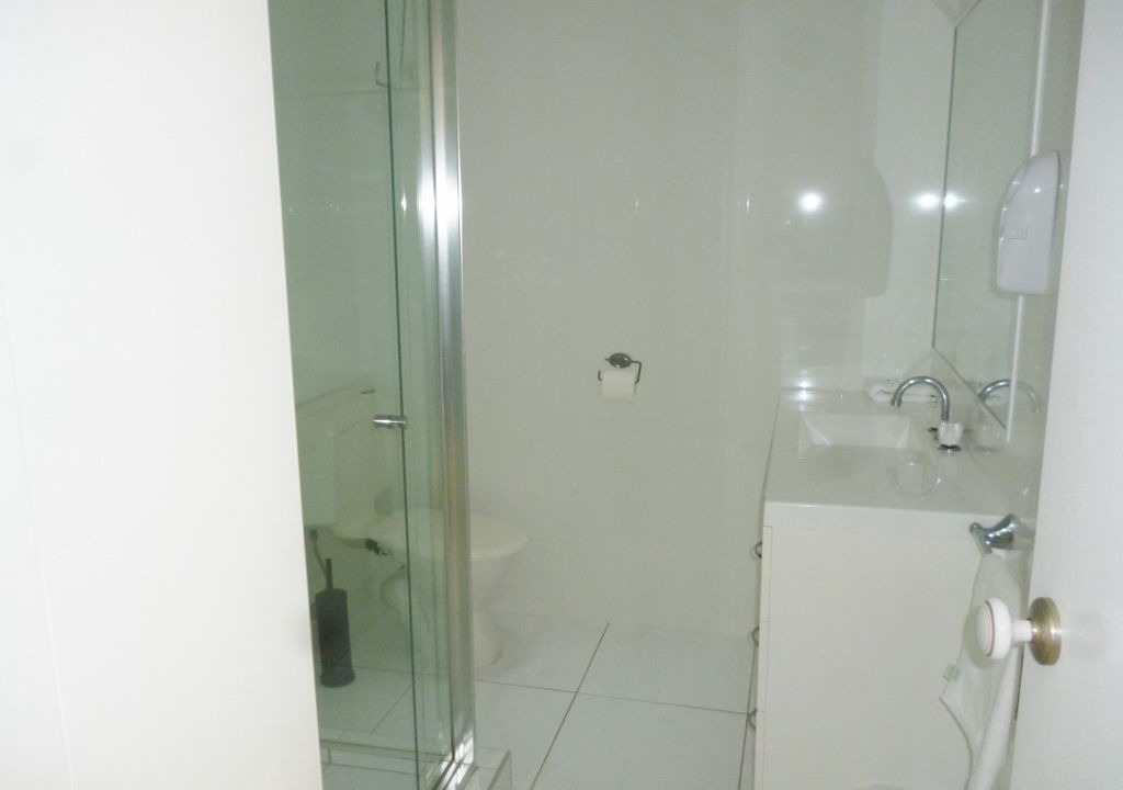 Photo of Bathroom in Broadbeach