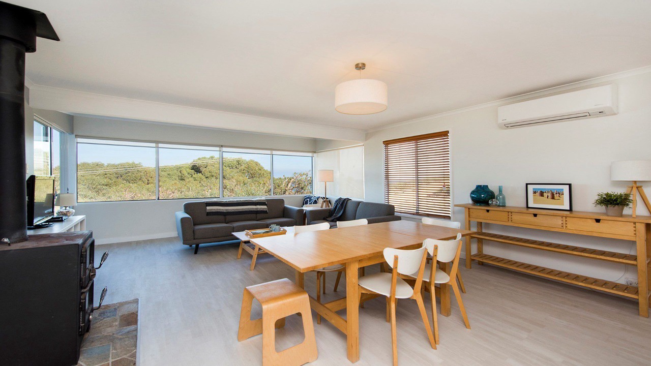 Photo of Livingroom in Guilderton