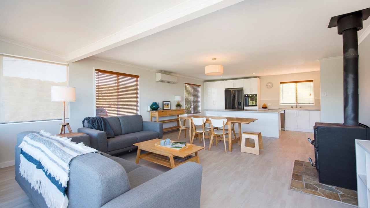 Photo of Livingroom in Guilderton