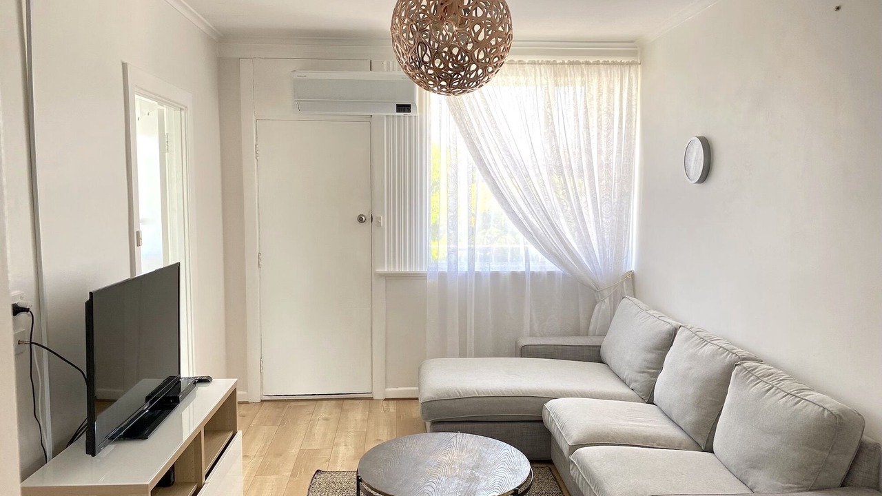 Photo of Livingroom in Glenelg South