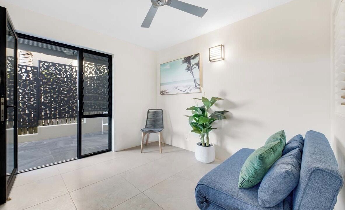 Photo of Livingroom in Sunshine Beach