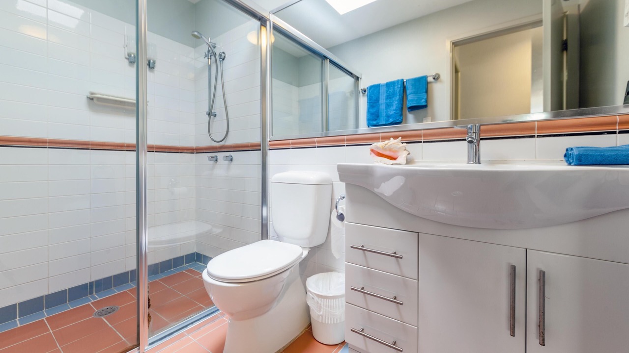 Photo of Bathroom in Salamander Bay