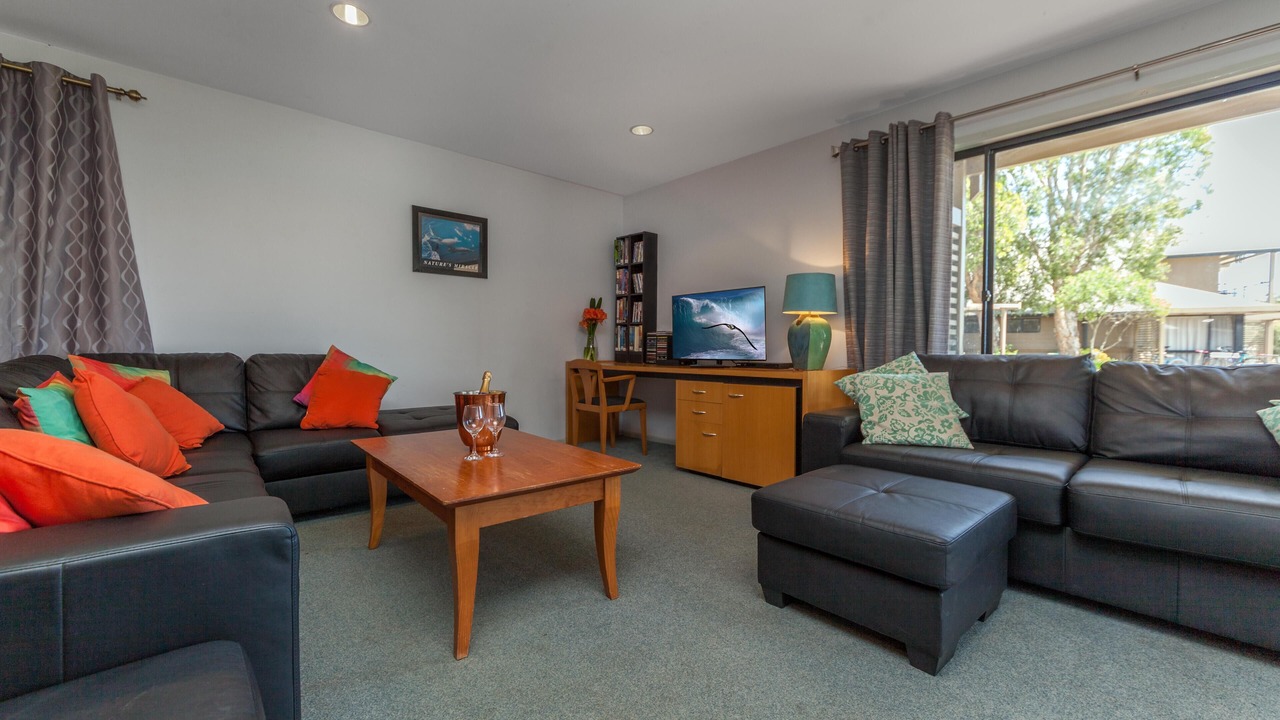 Photo of Livingroom in Salamander Bay