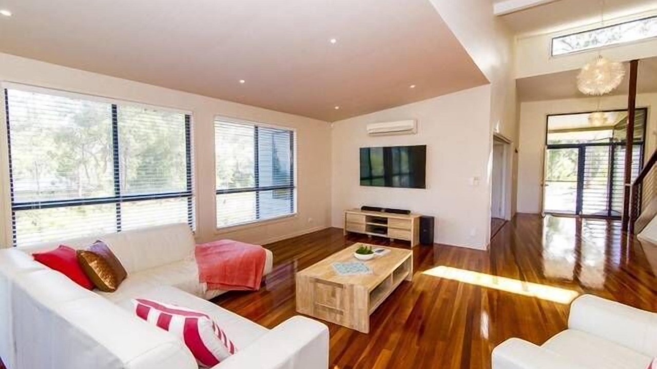 Photo of Livingroom in Kingfisher Bay