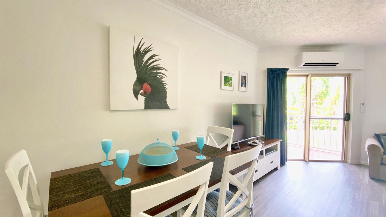 Photo of Livingroom in Holloways Beach