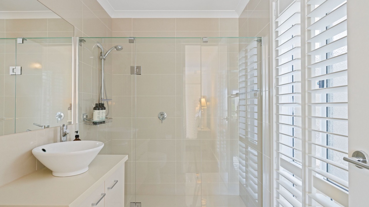 Photo of Bathroom in Cowes