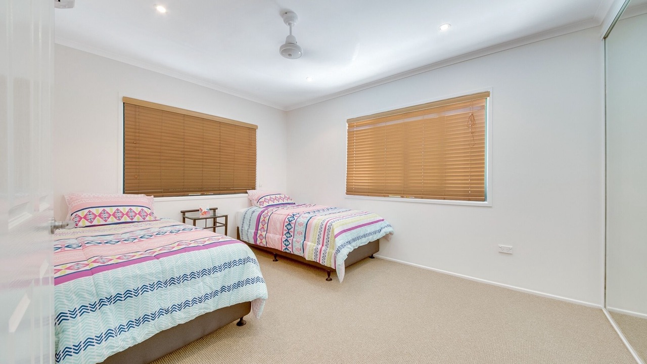 Photo of Bedroom in Lammermoor Beach