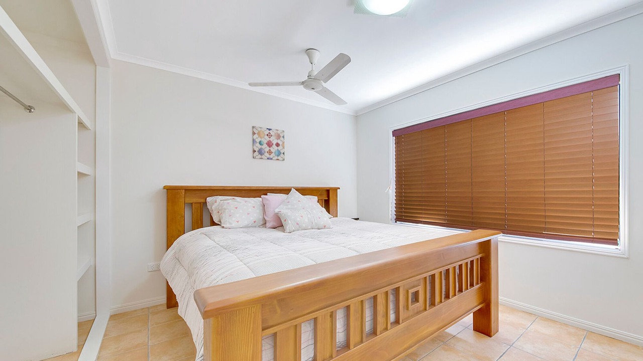 Photo of Bedroom in Lammermoor Beach