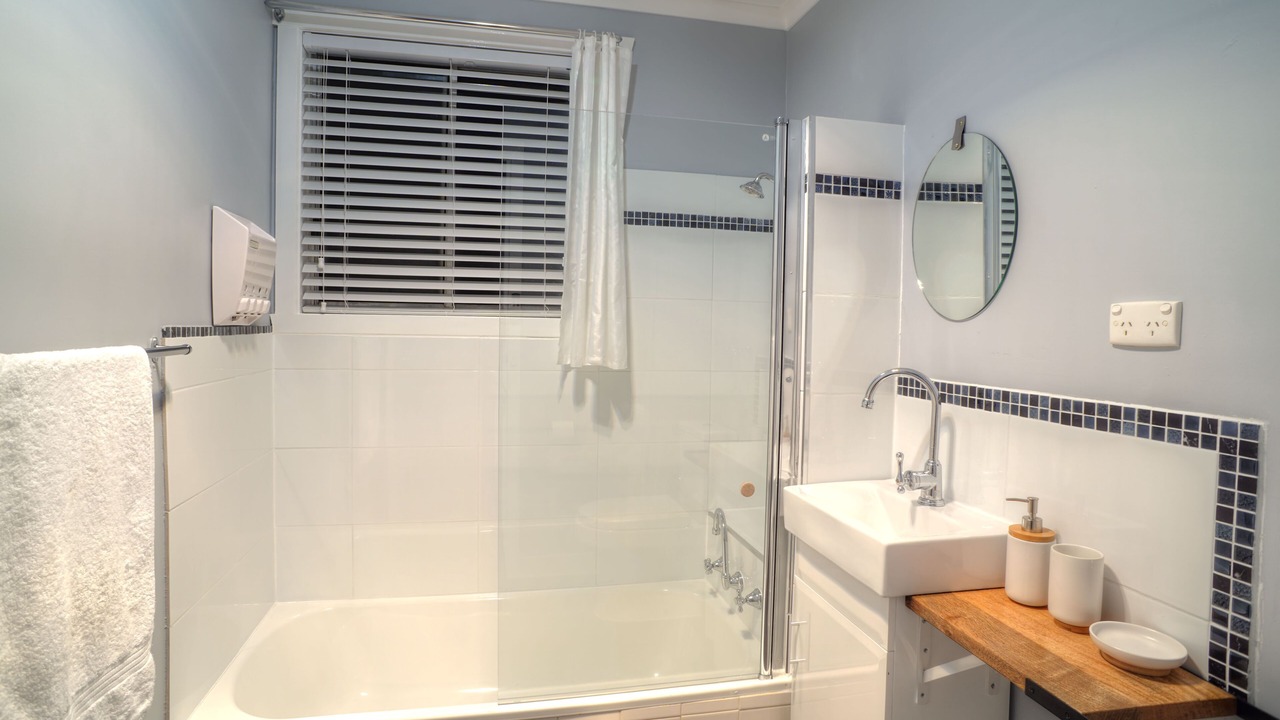 Photo of Bathroom in Waratah