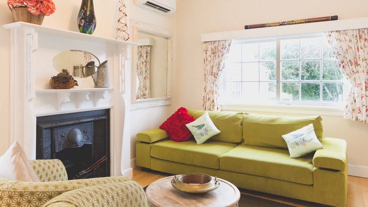 Photo of Livingroom in Rosebud