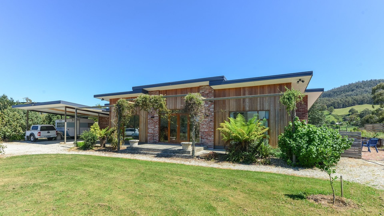 Photo of Others in Huonville