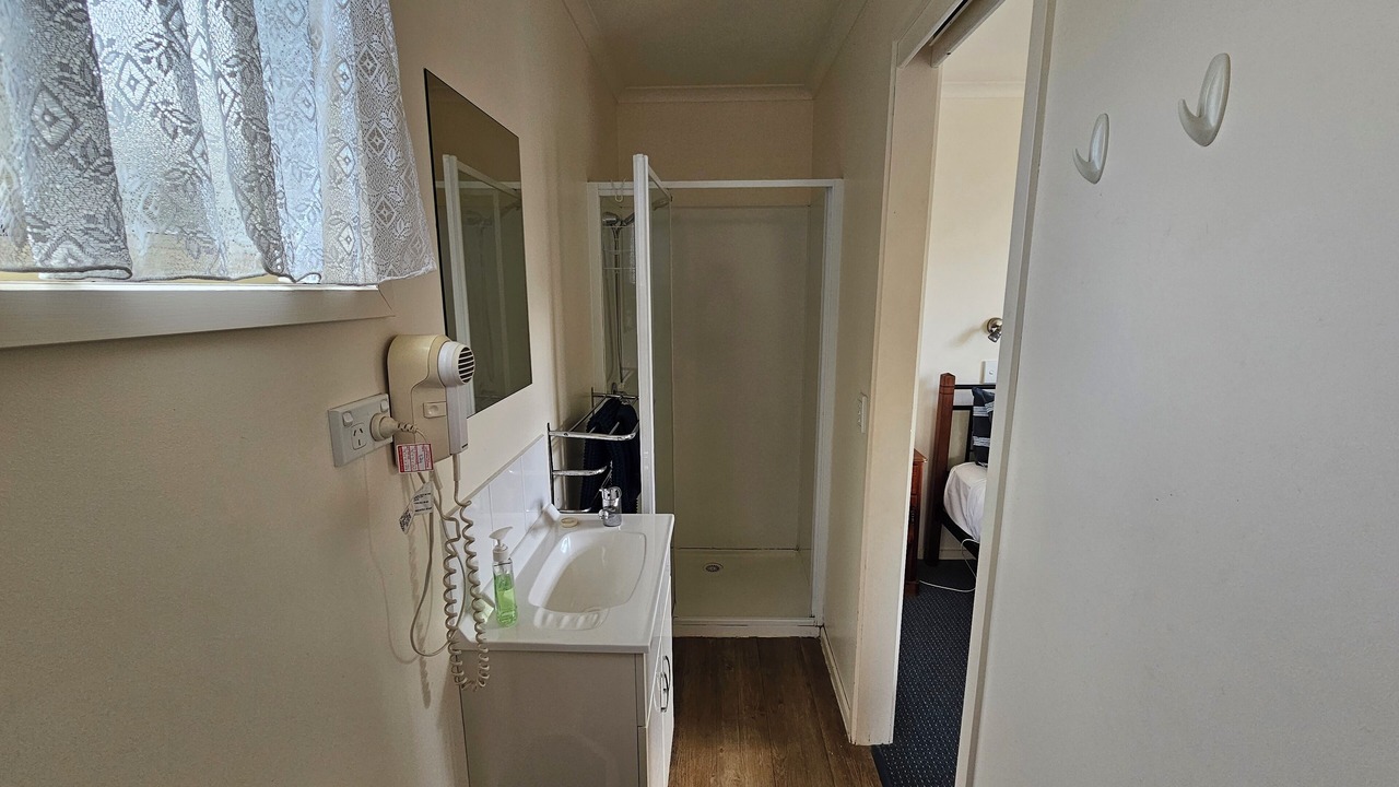 Photo of Bathroom in Snug