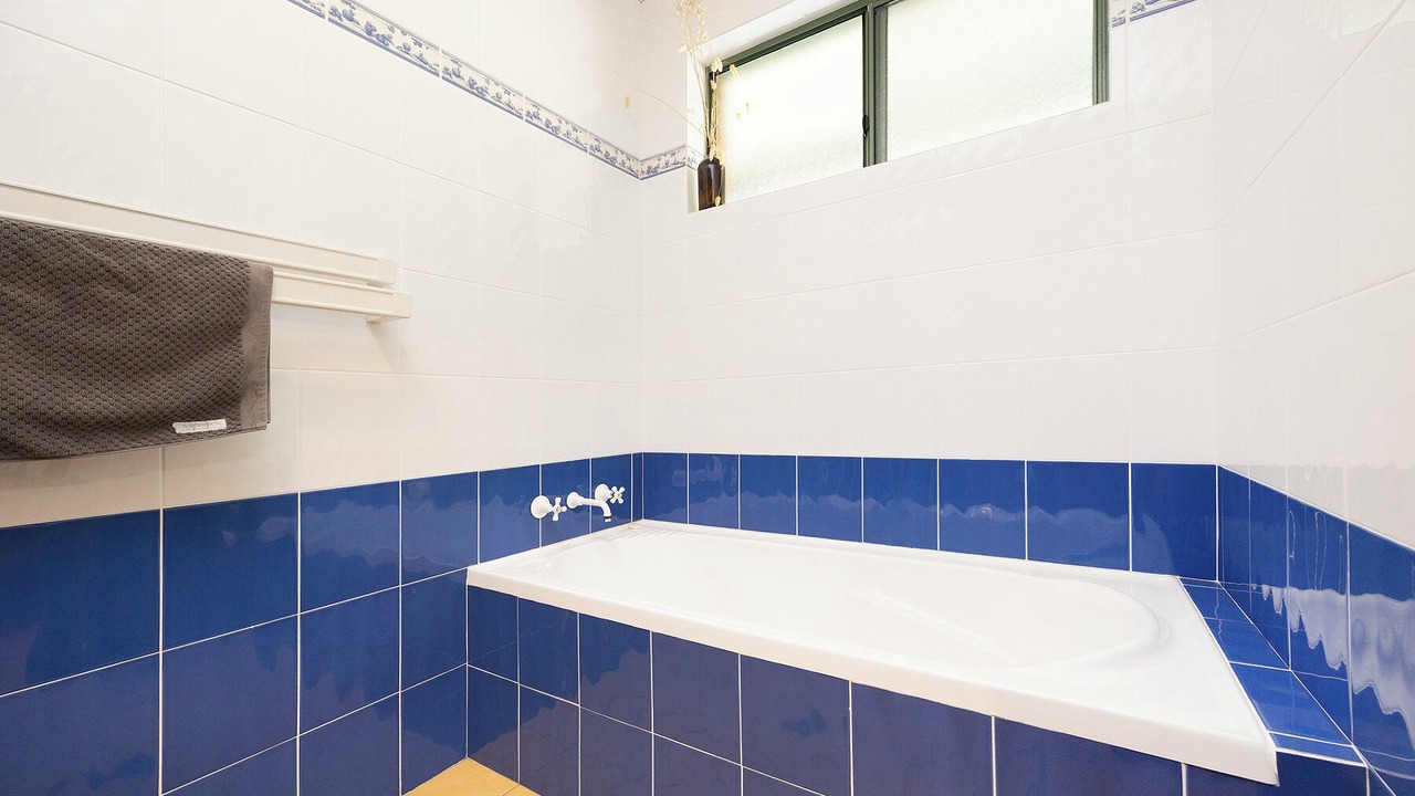 Photo of Bathroom in Coomba Park