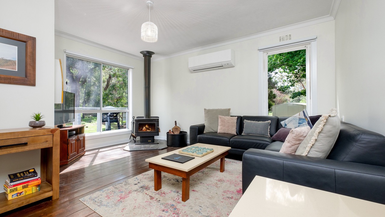 Photo of Livingroom in Halls Gap