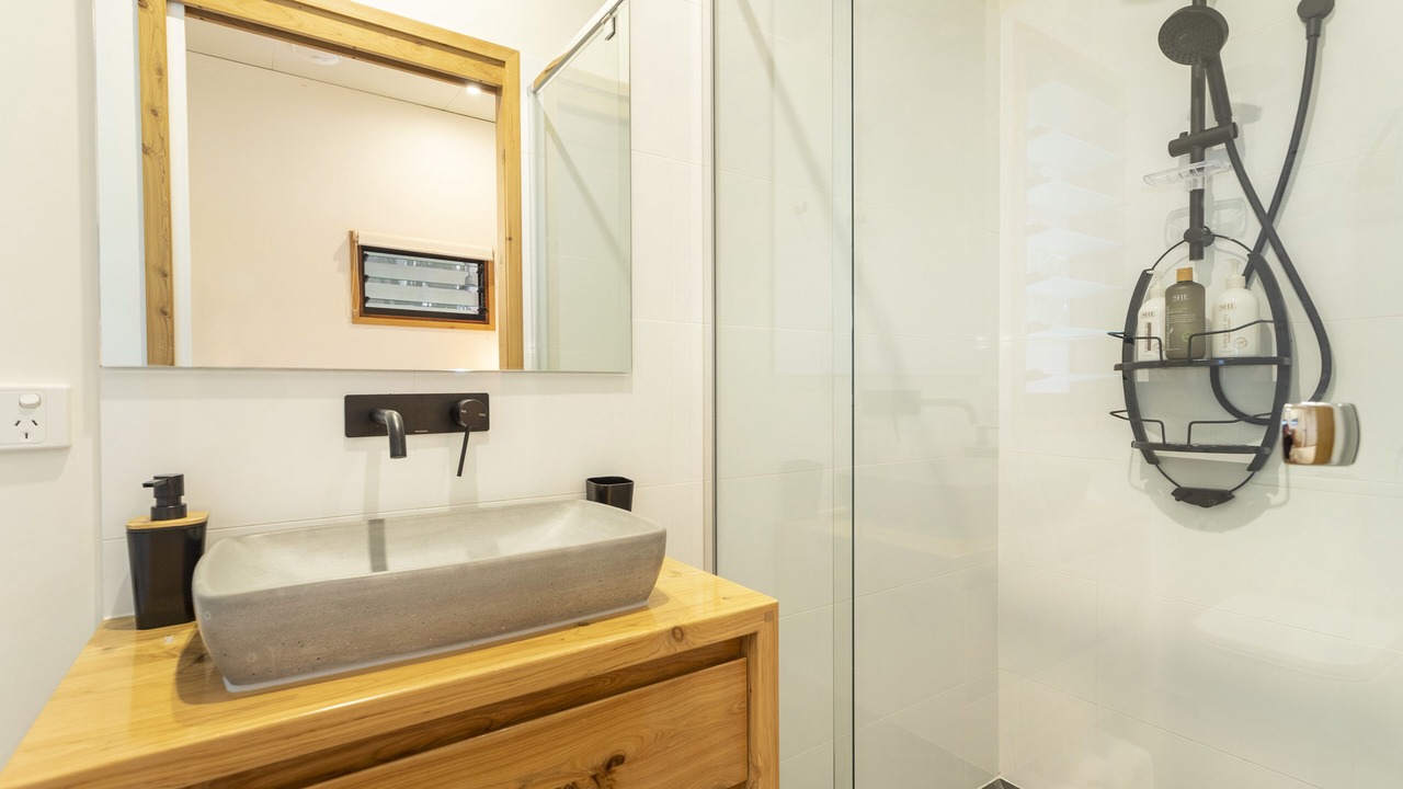 Photo of Bathroom in Little Mountain