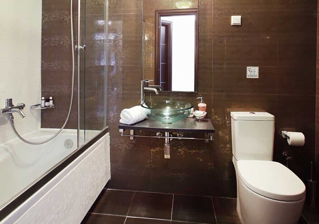 Photo of Bathroom in Maragas