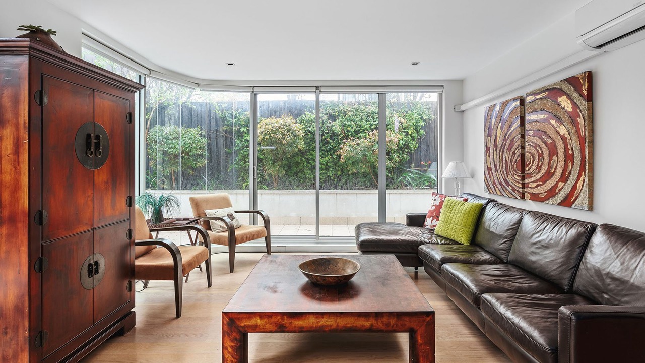 Photo of Livingroom in Elwood