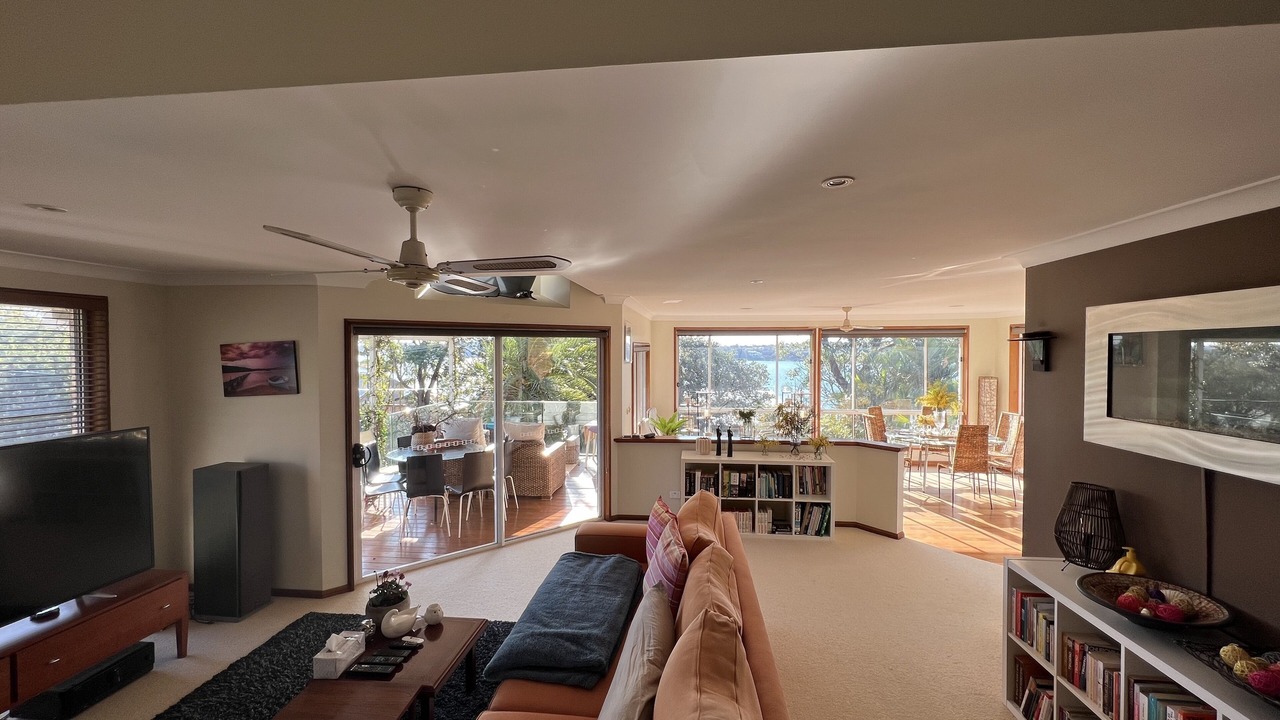 Photo of Livingroom in Bundeena